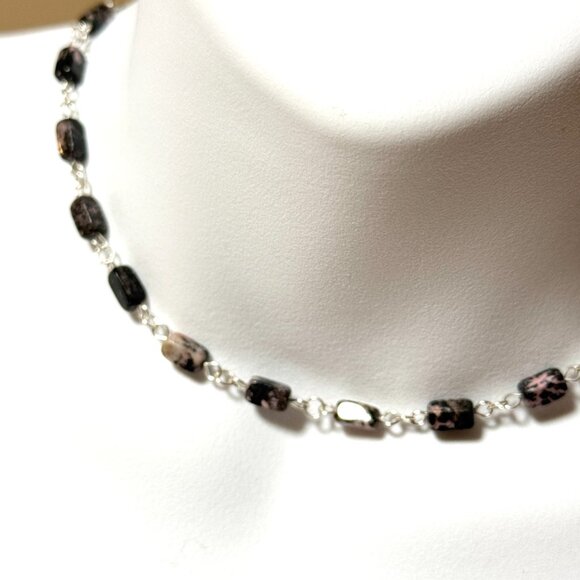 Genuine Gemstone Black Pink Rhodonite Adjustable Short Necklace - Picture 5 of 13